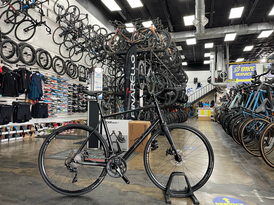 Fuji Sportif 1.1 Disc Shimano 105 11 Speed - Pearl Black