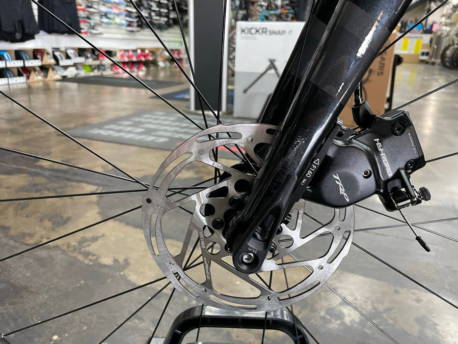 Fuji Sportif 1.1 Disc Shimano 105 11 Speed - Pearl Black