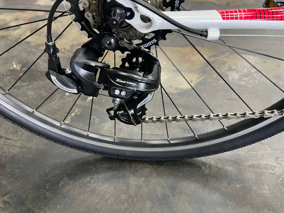 Fuji Absolute 2.1 ST Shimano Tourney - Pearl White