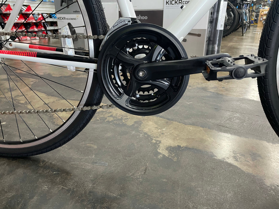Fuji Absolute 2.1 ST Shimano Tourney - Pearl White